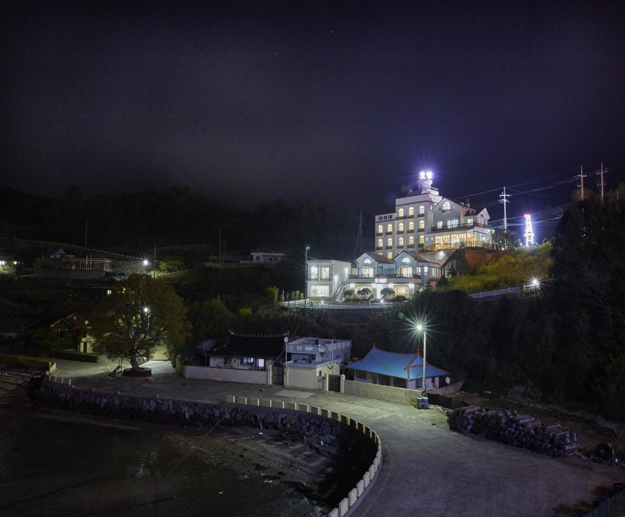 Goheung Hayan Noeul Hotel Exterior foto