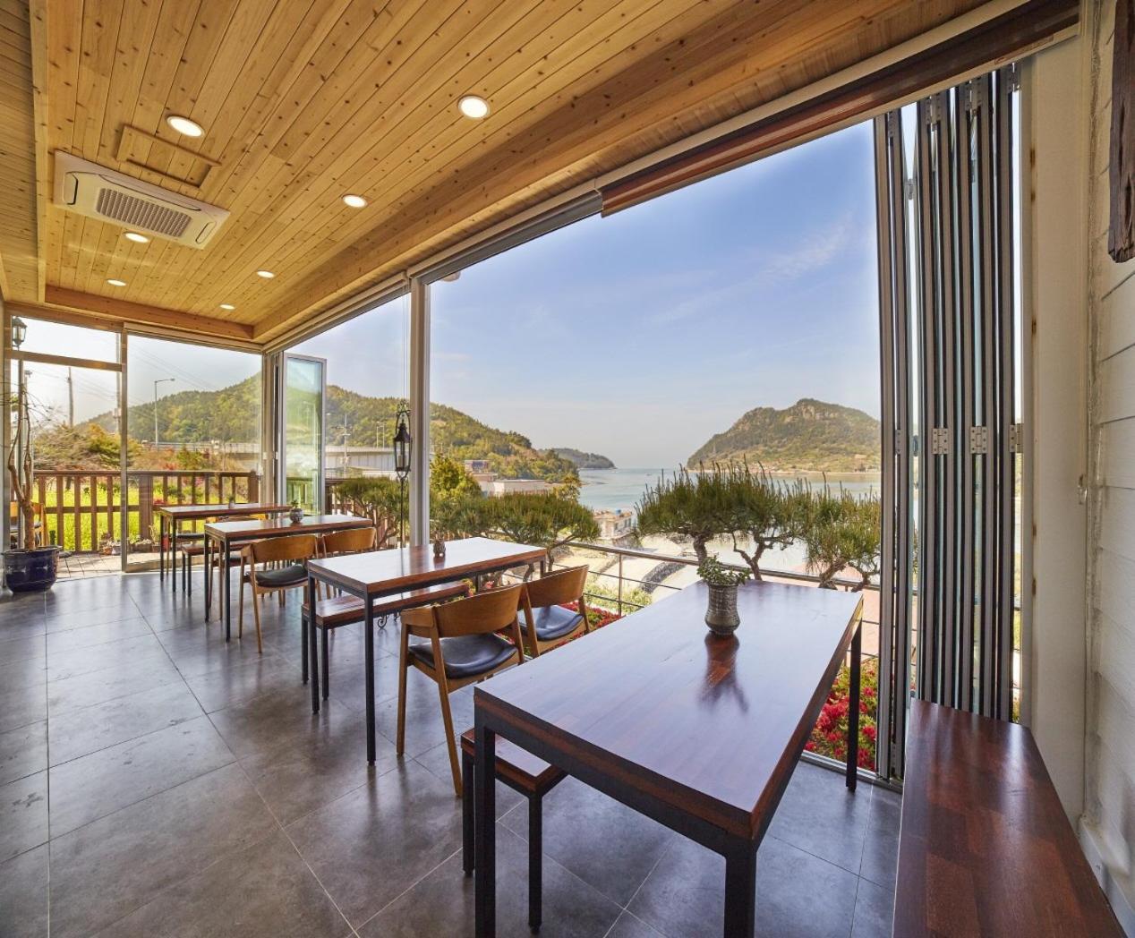 Goheung Hayan Noeul Hotel Exterior foto